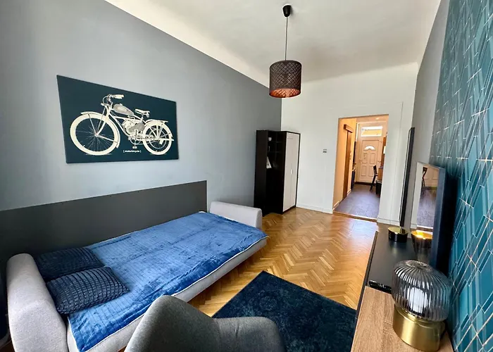 Tarsashazi Lakas Budapesten Koezel Mindenhez 公寓 布达佩斯